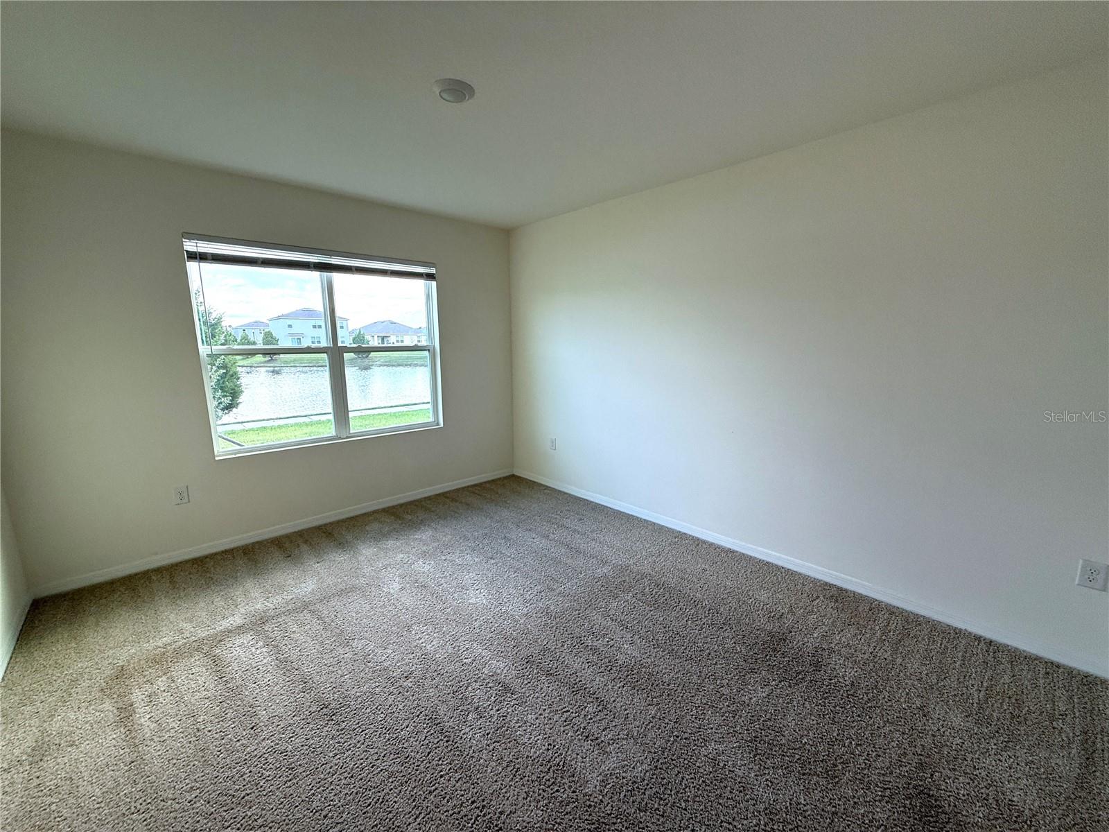 2877 Sunridge Loop Property Photo 12