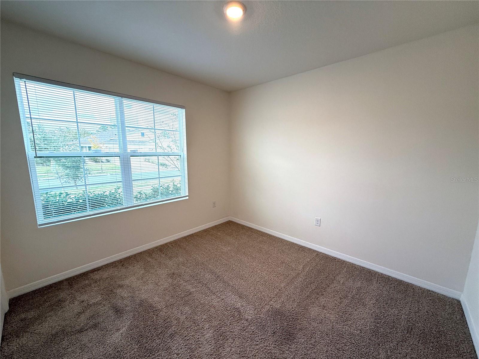 2877 Sunridge Loop Property Photo 13