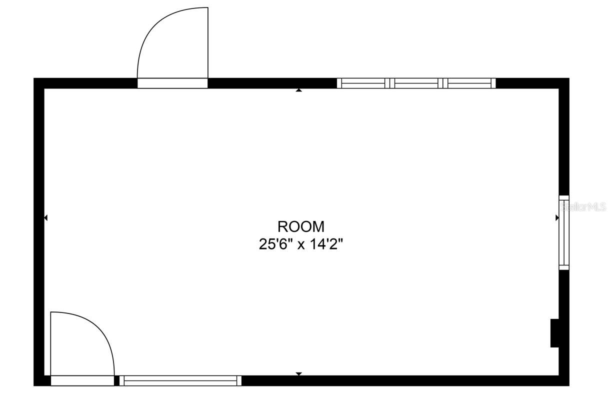 111 Magnolia Ave Property Photo 3