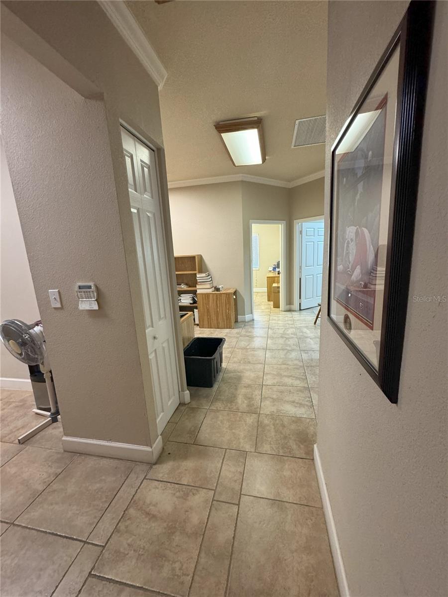 4545 Edgewater Dr Property Photo 10