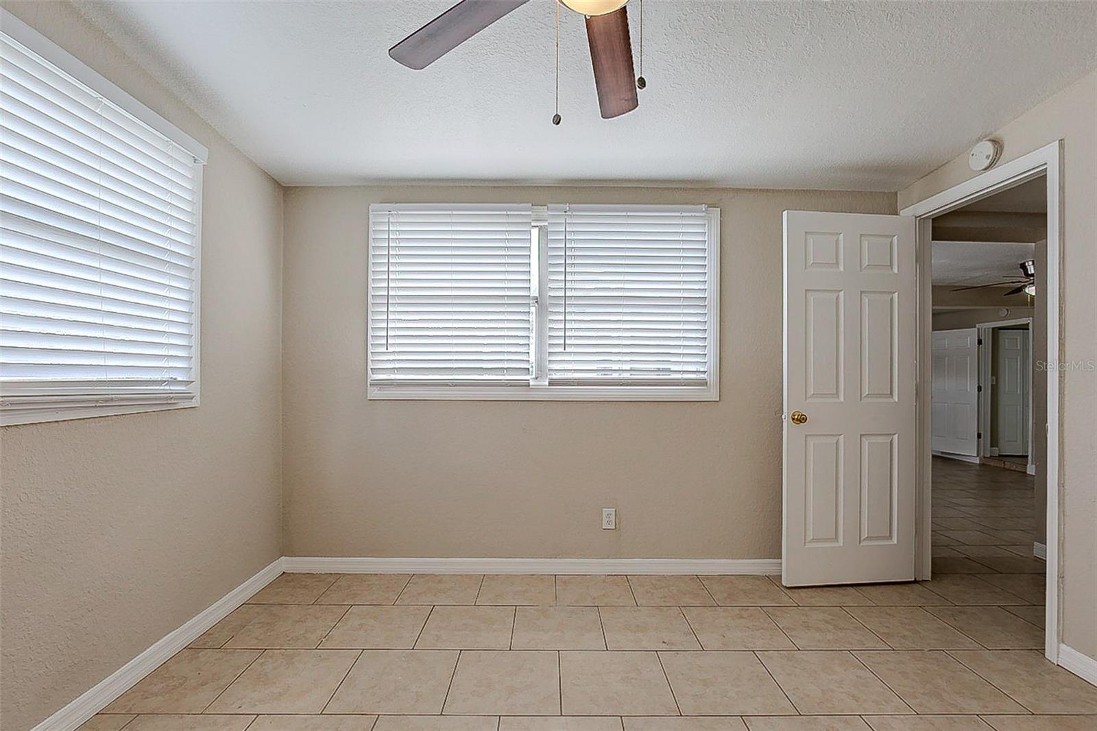 3107 Clifford Sample Dr Property Photo 20