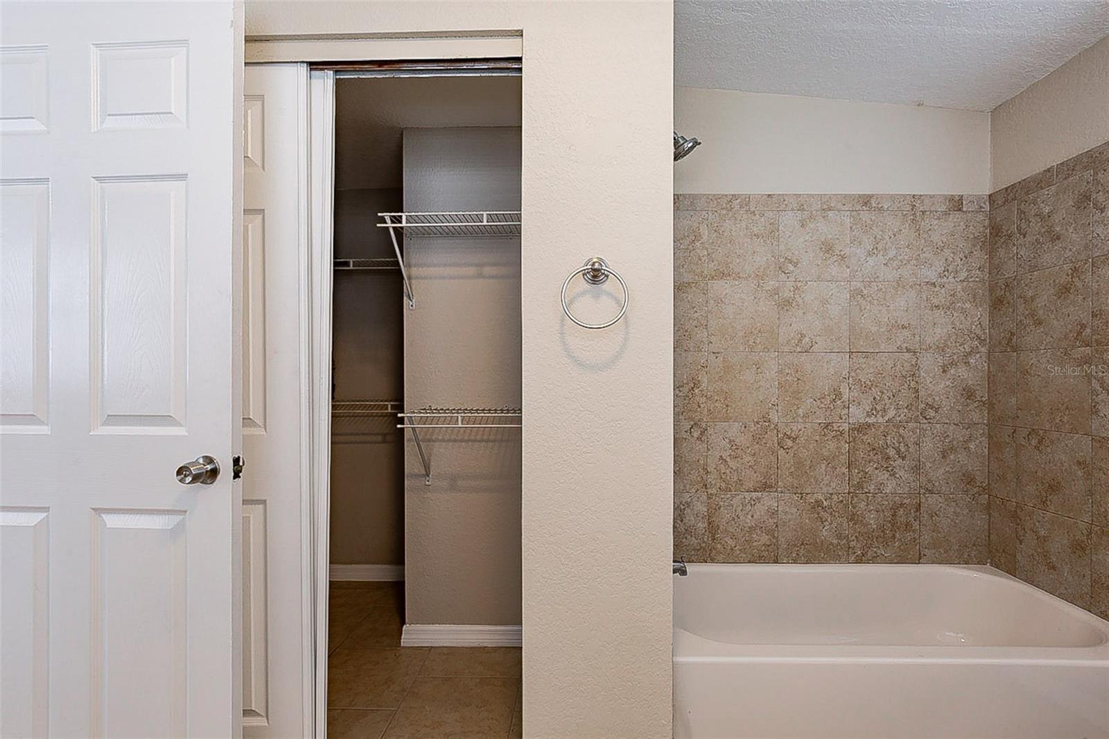 3107 Clifford Sample Dr Property Photo 24