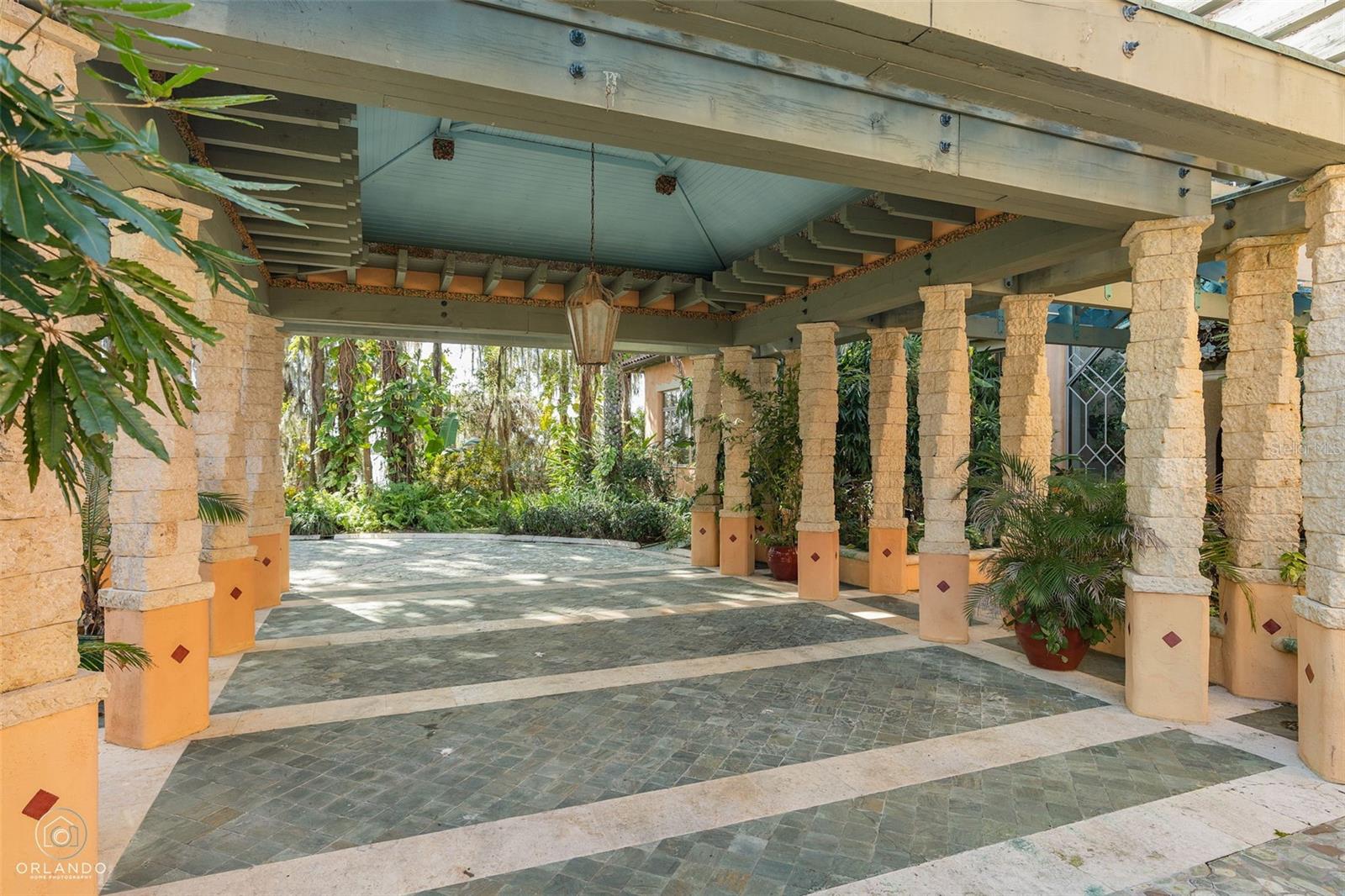 9291 Point Cypress Dr Property Photo 3