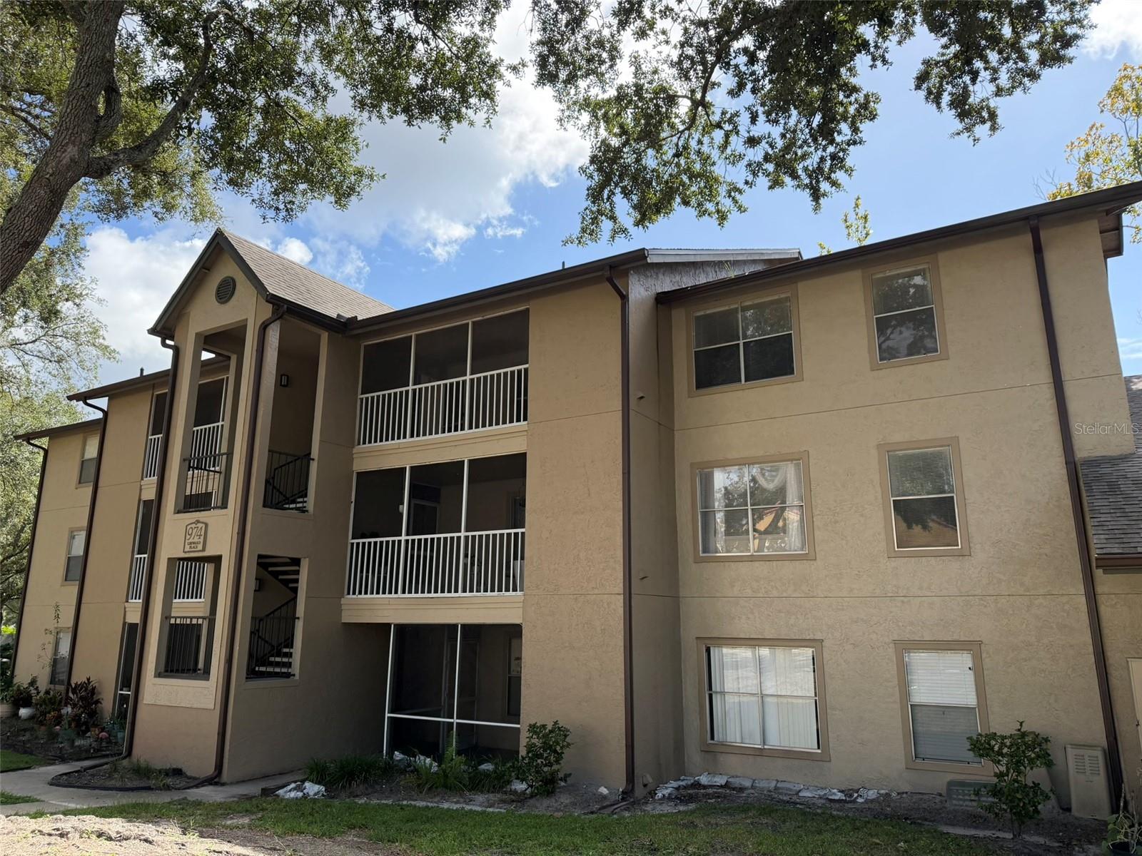 974 Leeward Pl #205 Property Photo 1