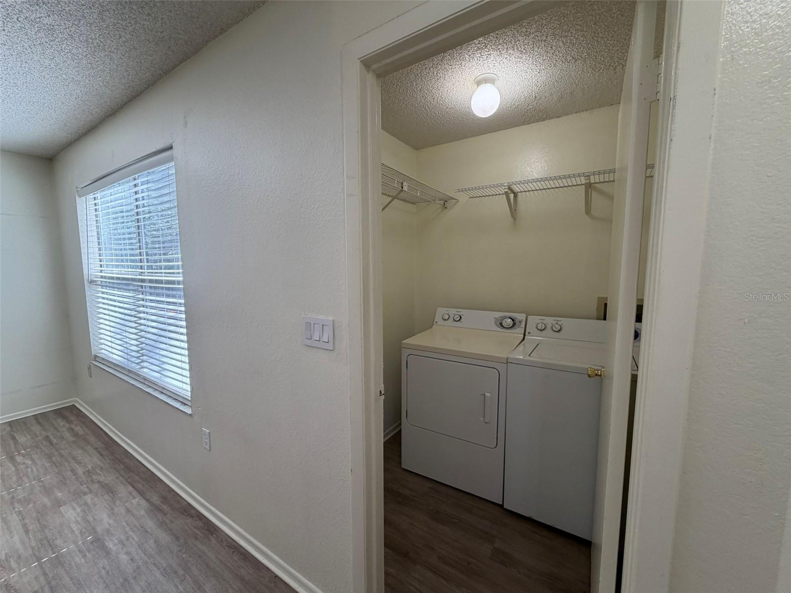 974 Leeward Pl #205 Property Photo 8
