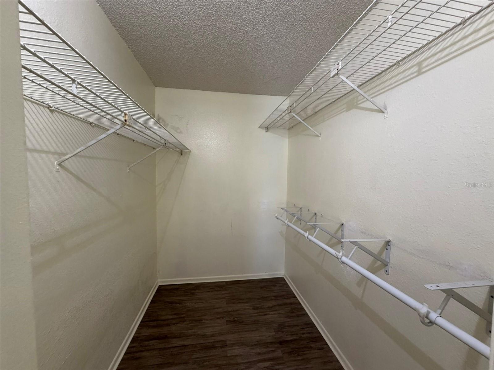 974 Leeward Pl #205 Property Photo 9