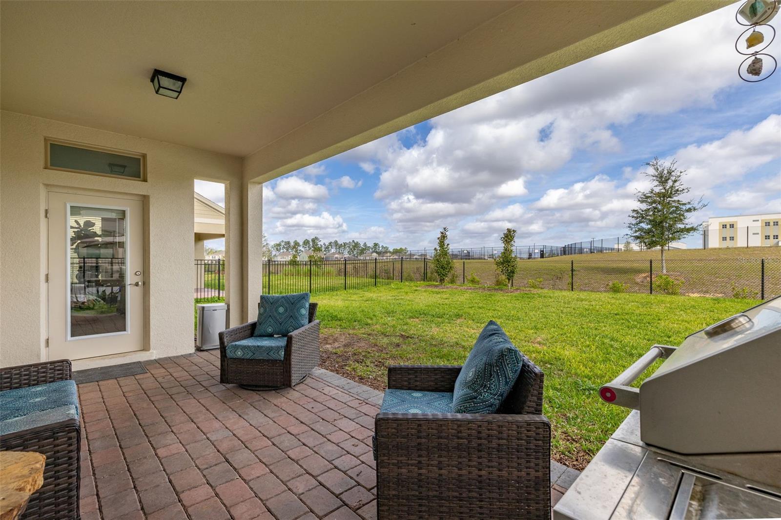18339 Oliver Twist Way Property Photo 2