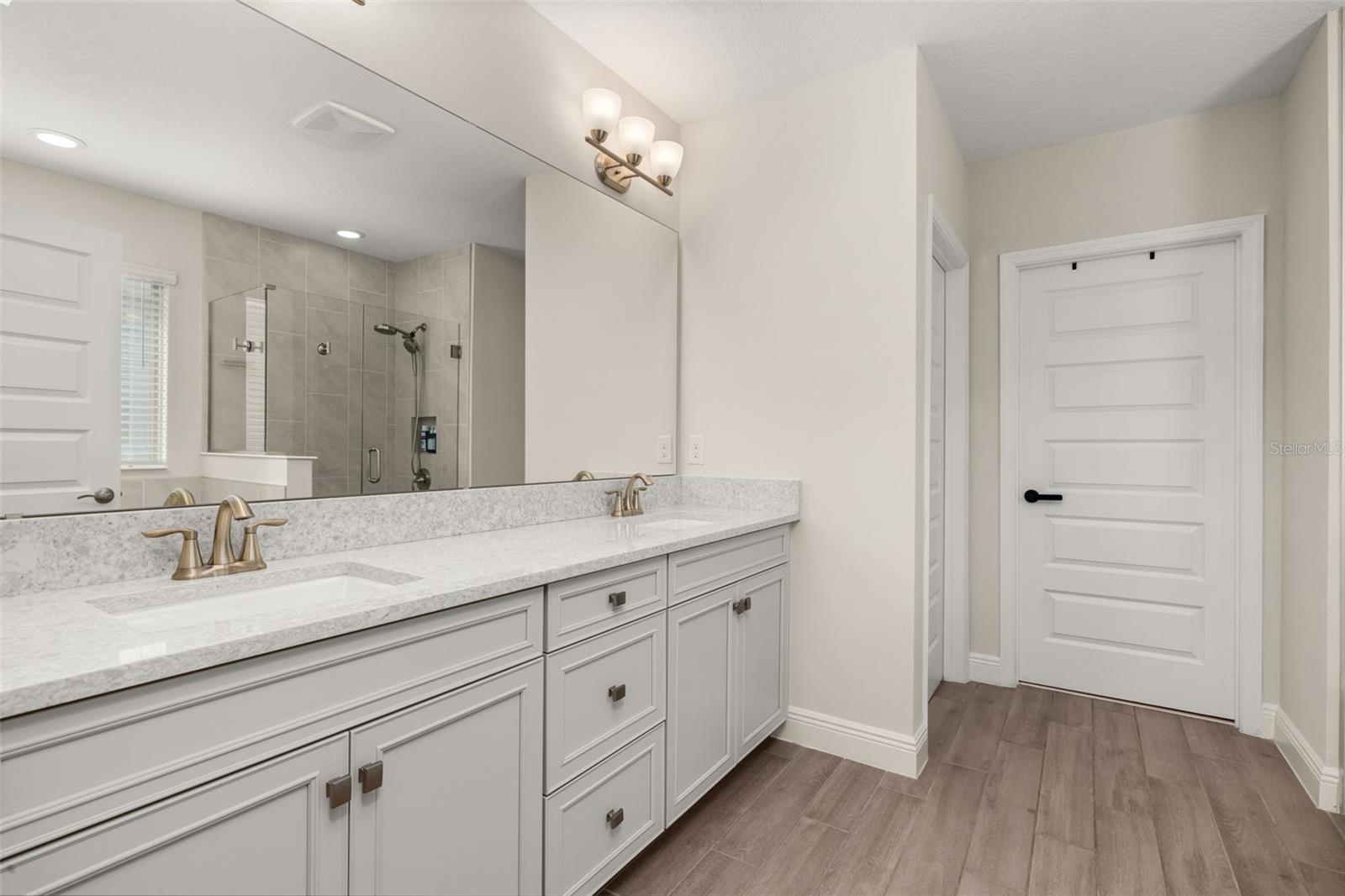 18339 Oliver Twist Way Property Photo 29