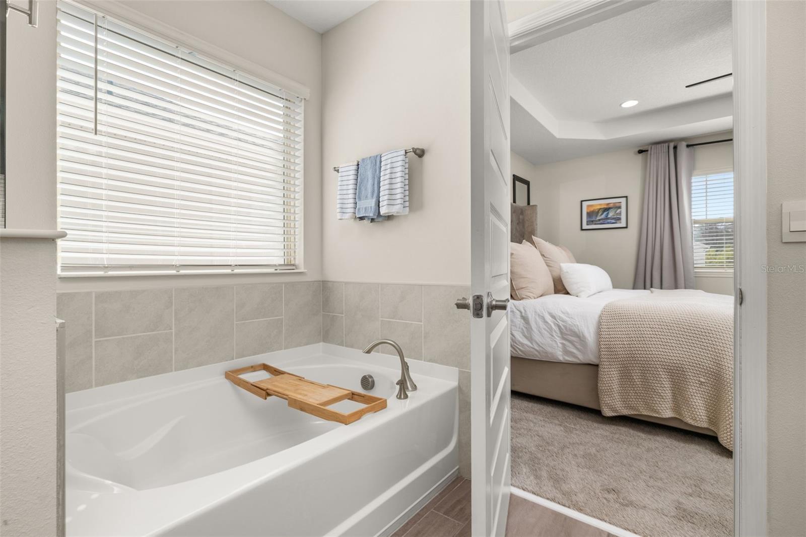 18339 Oliver Twist Way Property Photo 30