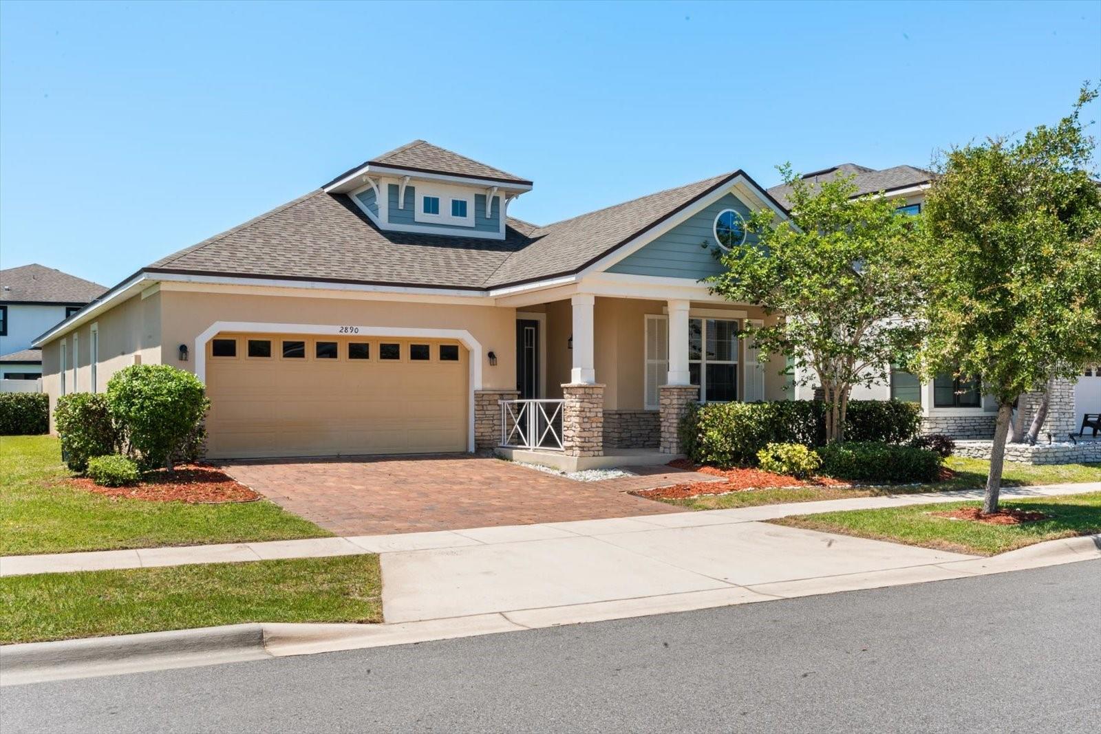 2890 AVIAN LOOP Property Photo 1