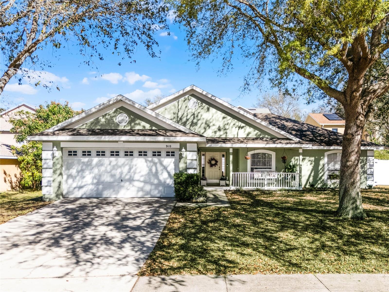 910 Cork Oak Ln Property Photo