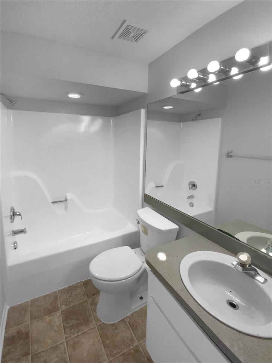 8103 Rhanbuoy Rd Property Photo 17