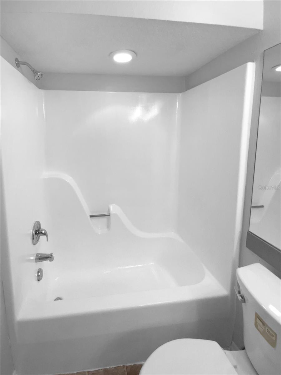 8103 Rhanbuoy Rd Property Photo 18
