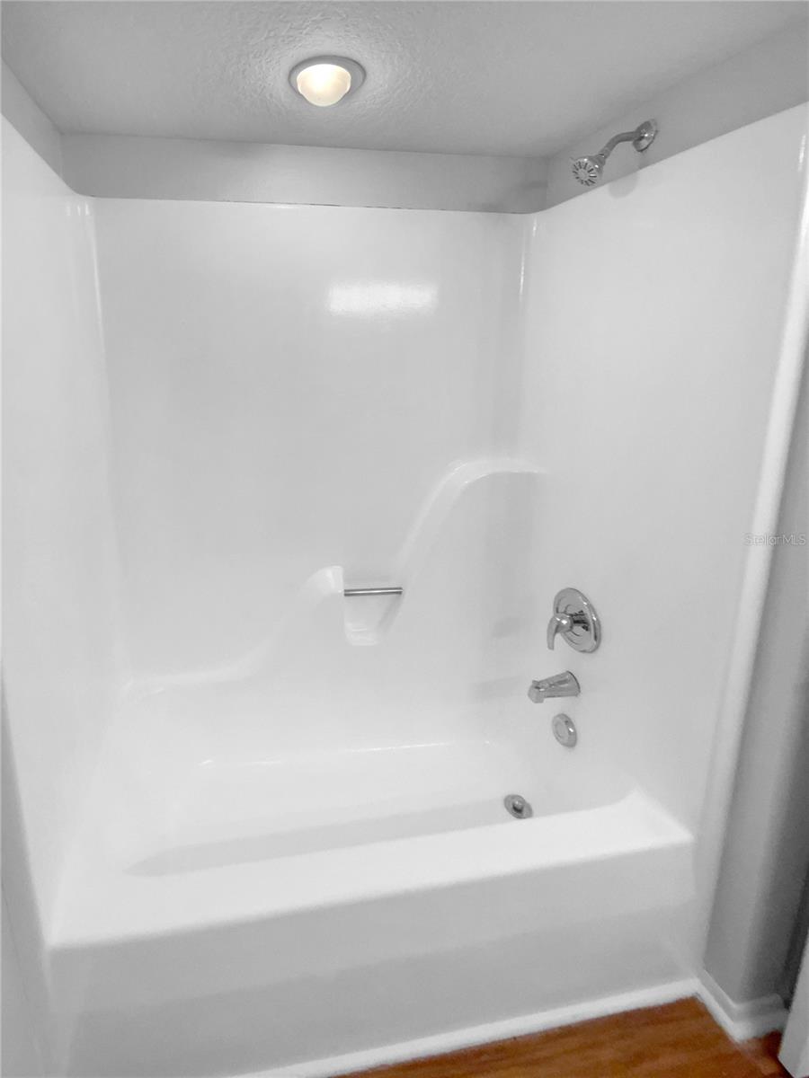 8103 Rhanbuoy Rd Property Photo 25