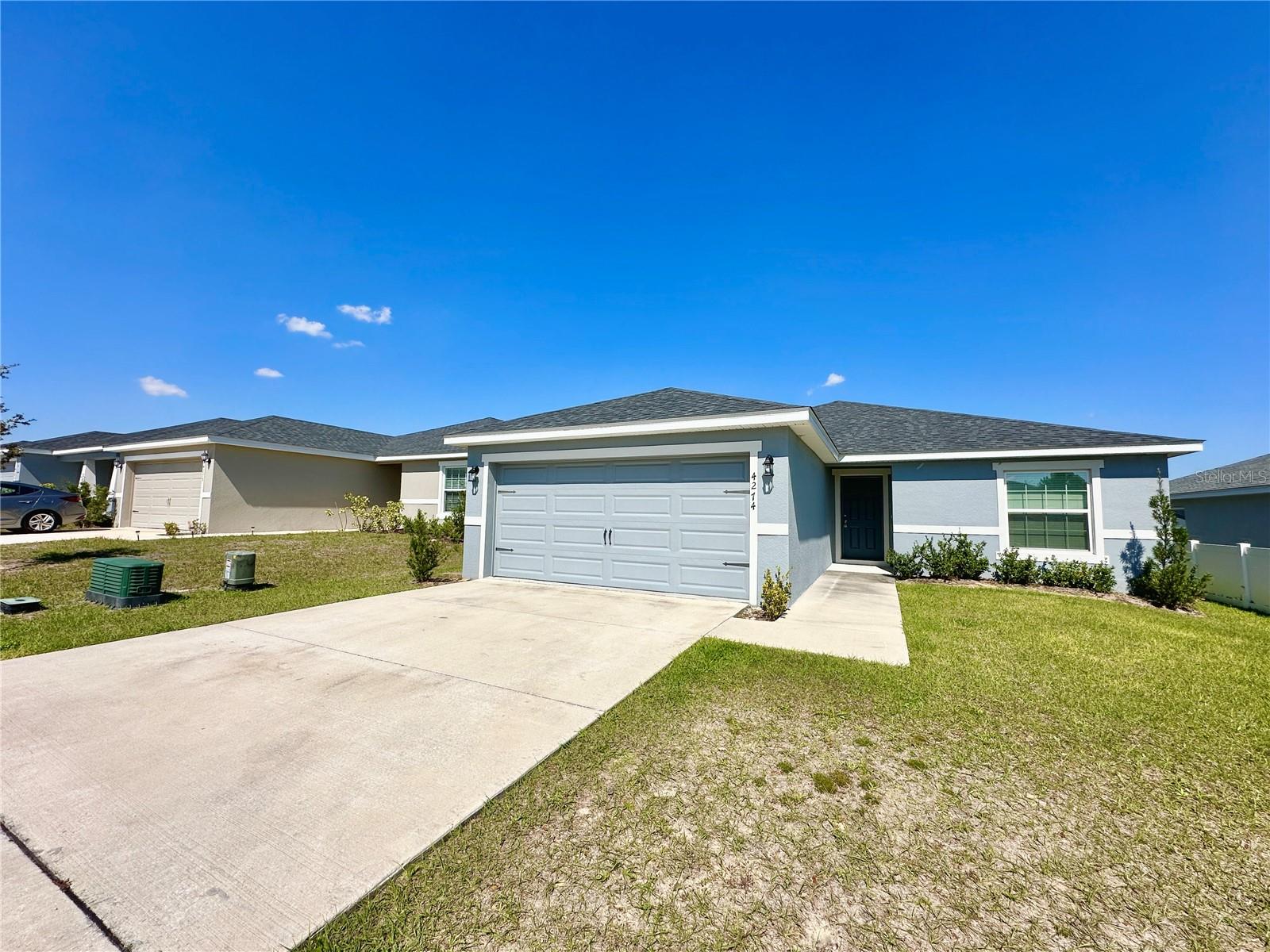 4274 Swan St Property Photo