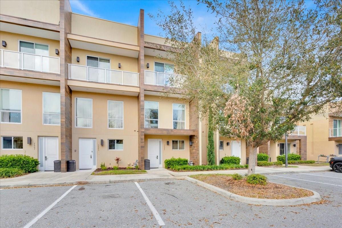 7663 Recife Dr Property Photo 1