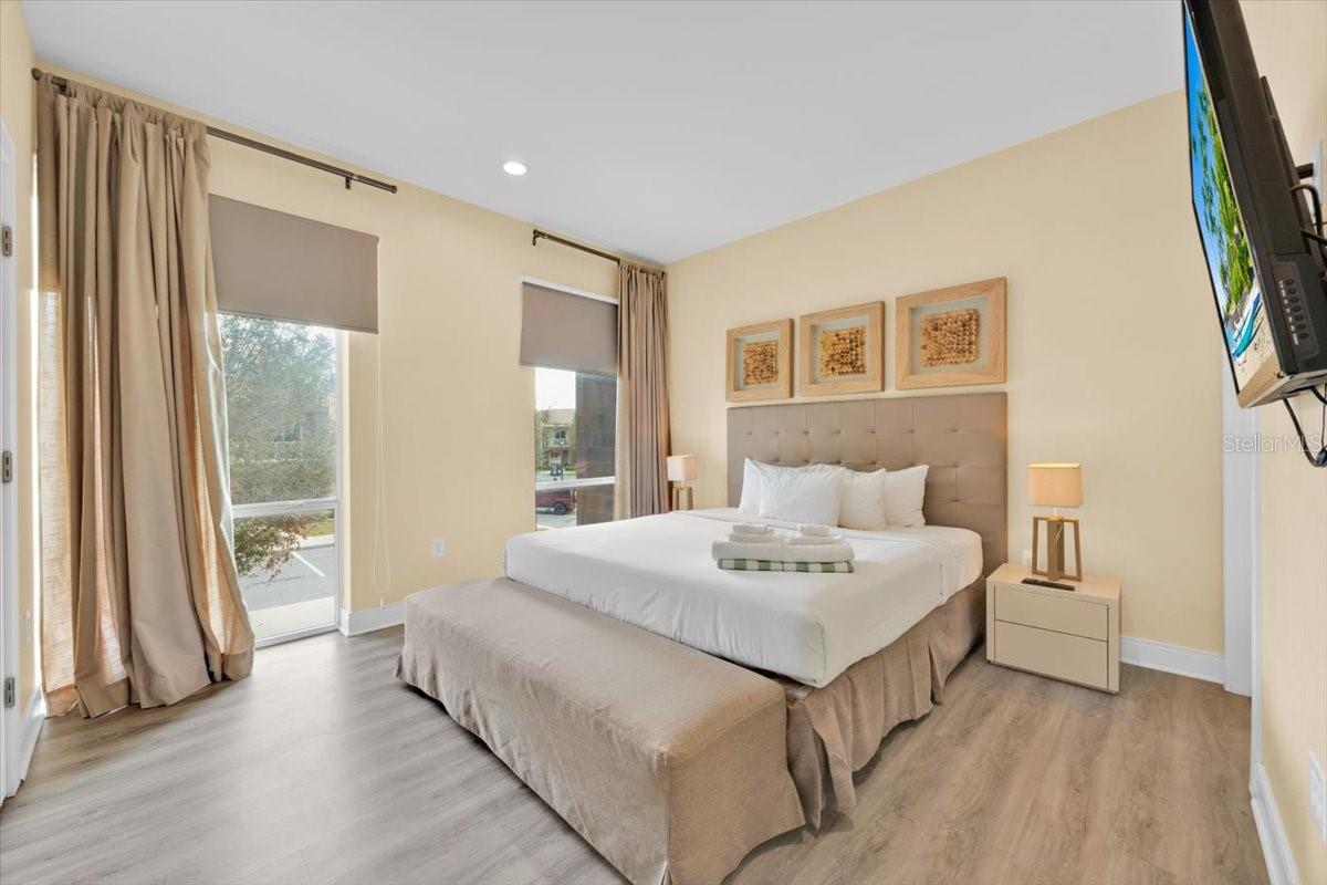 7663 Recife Dr Property Photo 19