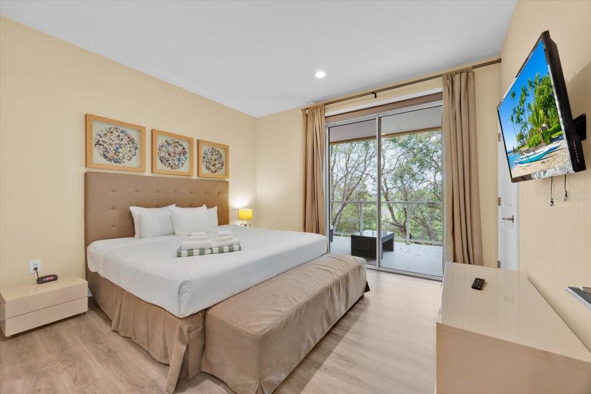 7663 Recife Dr Property Photo 21