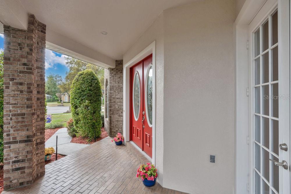 1601 Billingshurst Ct Property Photo 4