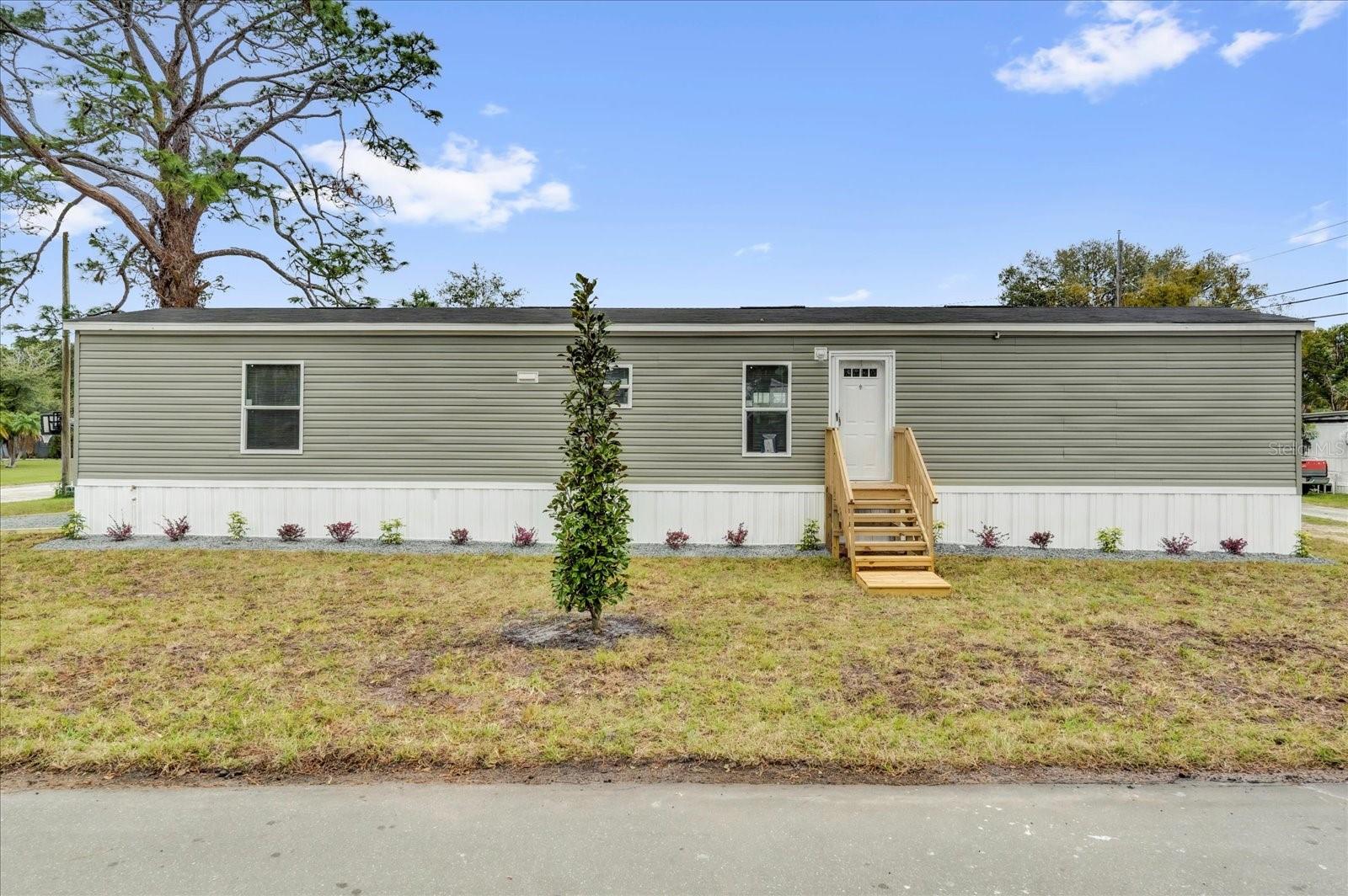 5227 Orange Ave Property Photo