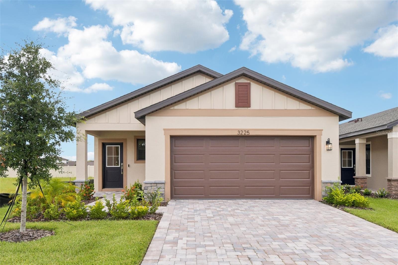 3225 Cup Dr Property Photo 1