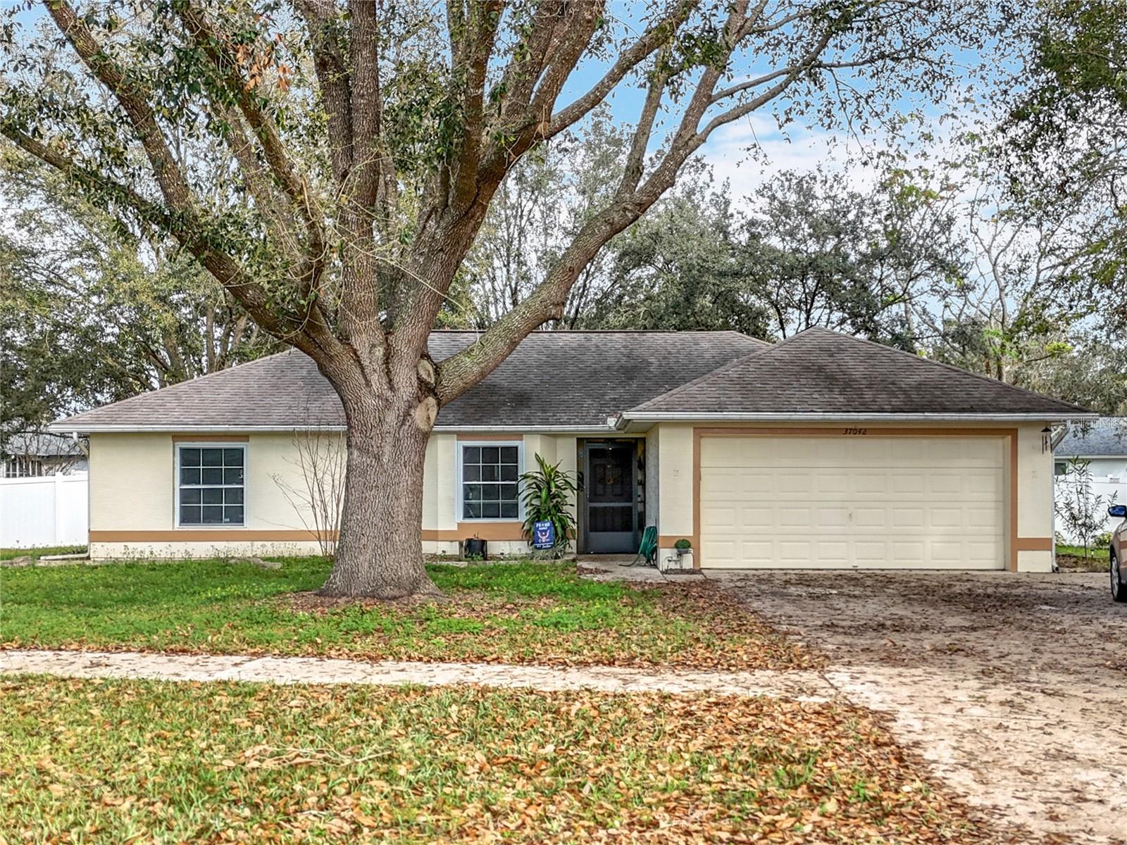37042 Sandy Ln Property Photo