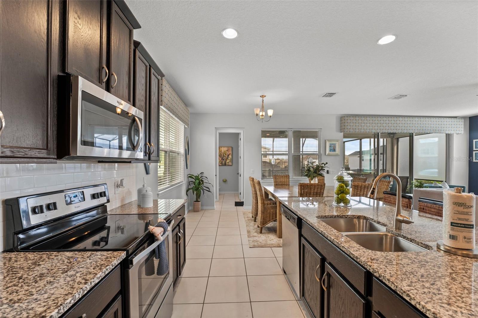 1841 Sawyer Palm Pl Property Photo 6