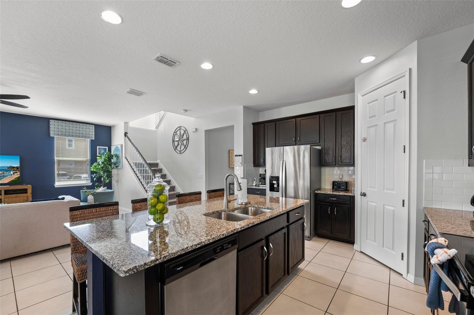 1841 Sawyer Palm Pl Property Photo 8