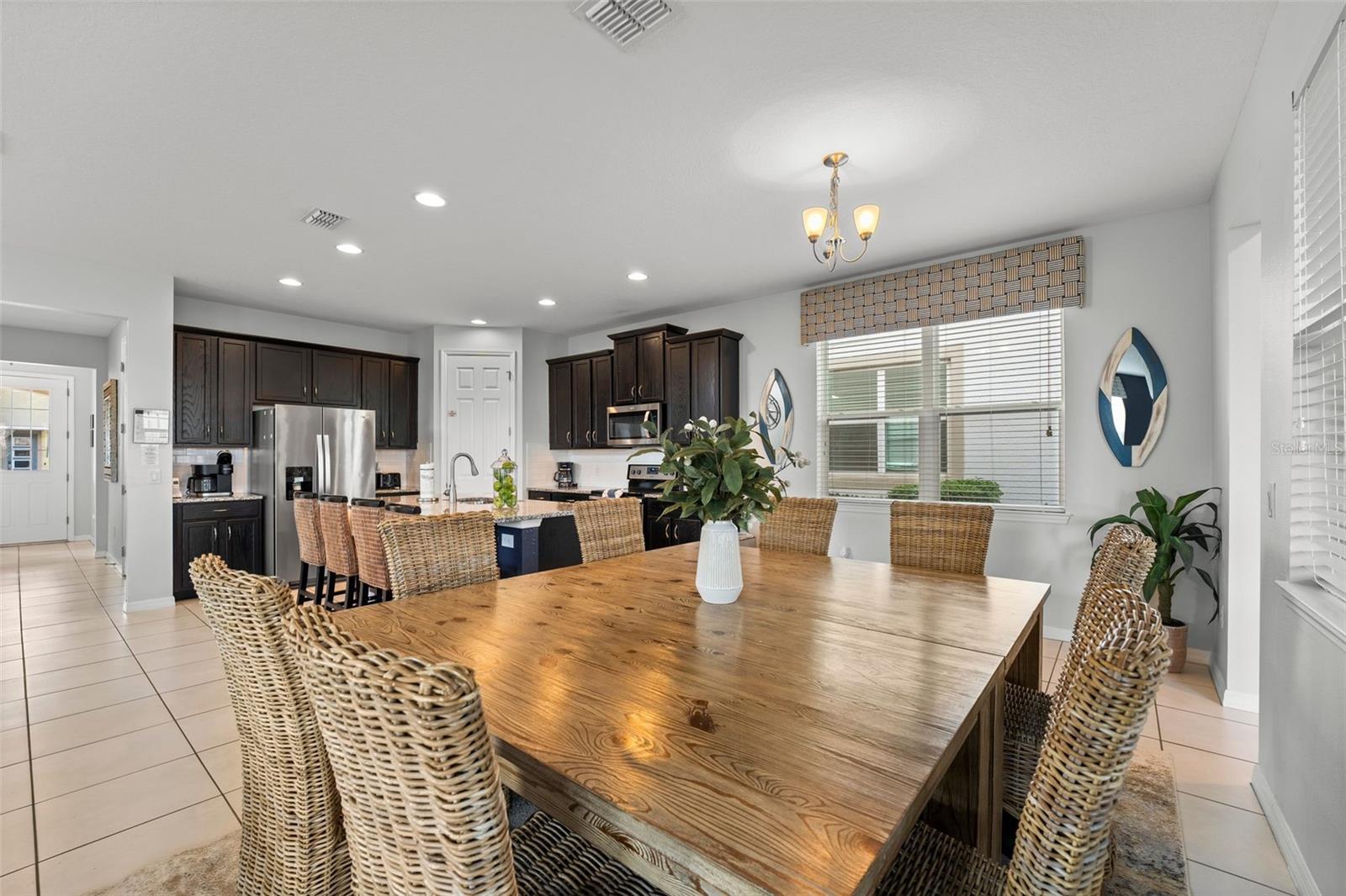 1841 Sawyer Palm Pl Property Photo 12