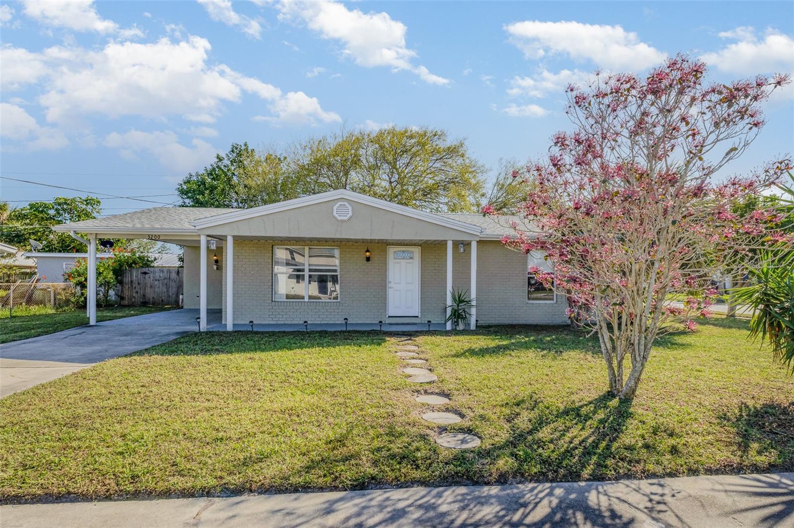3200 Ideal Ave Property Photo