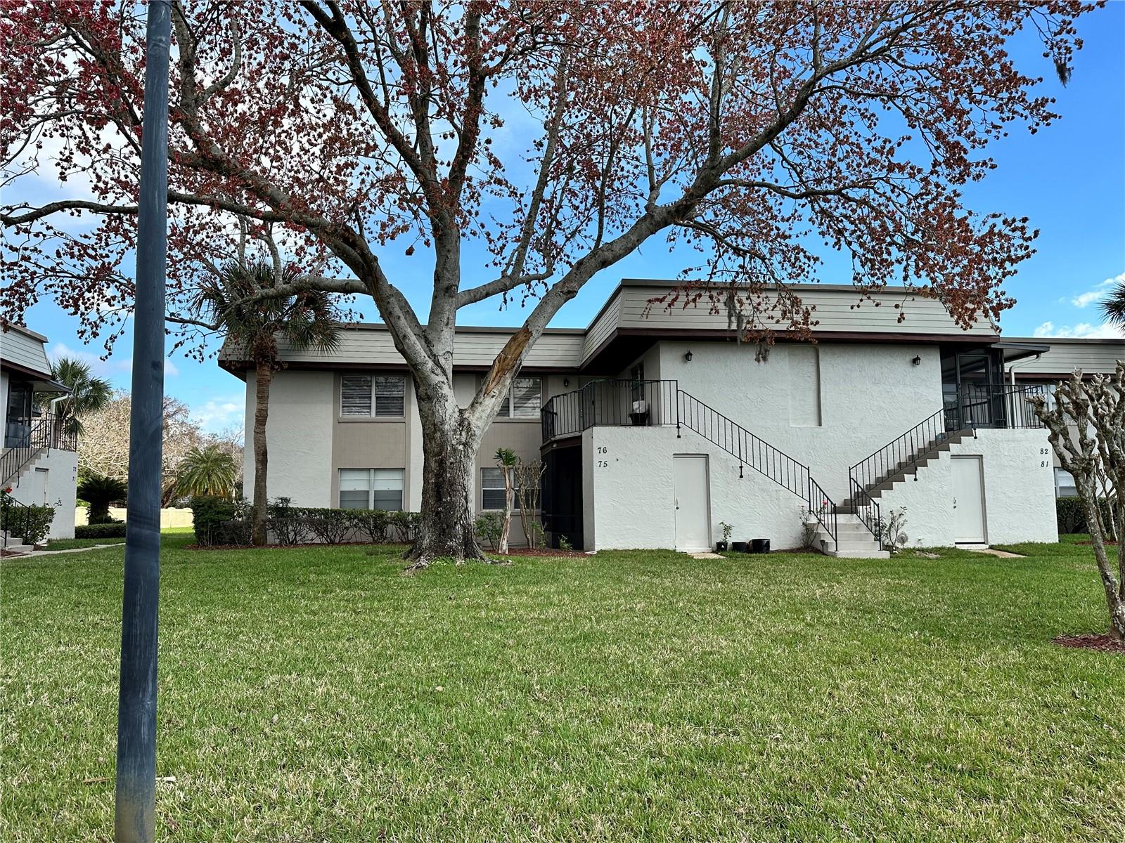 76 Windtree Ln #201 Property Photo