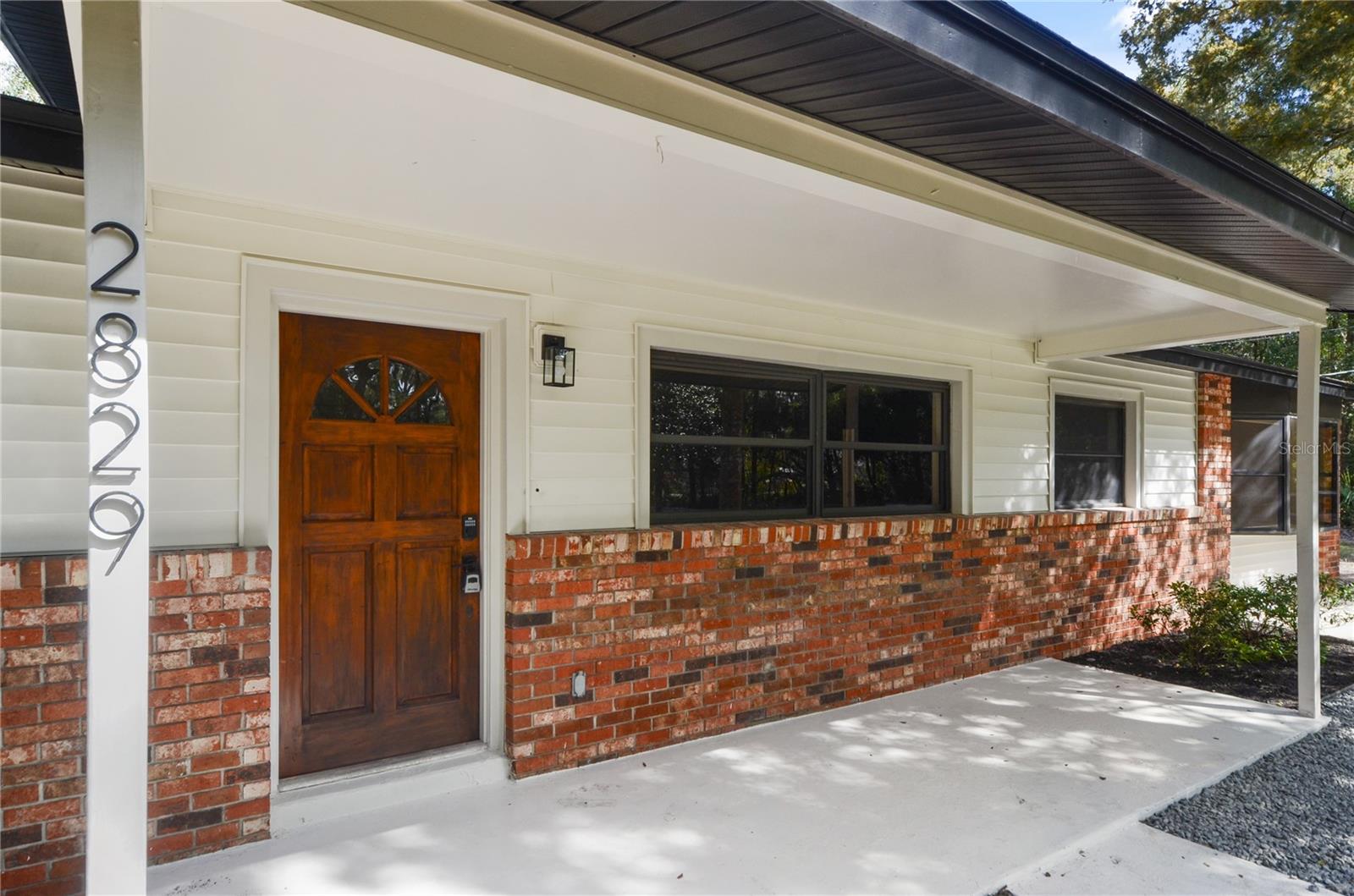 0001 Real Estate Listings Main Image
