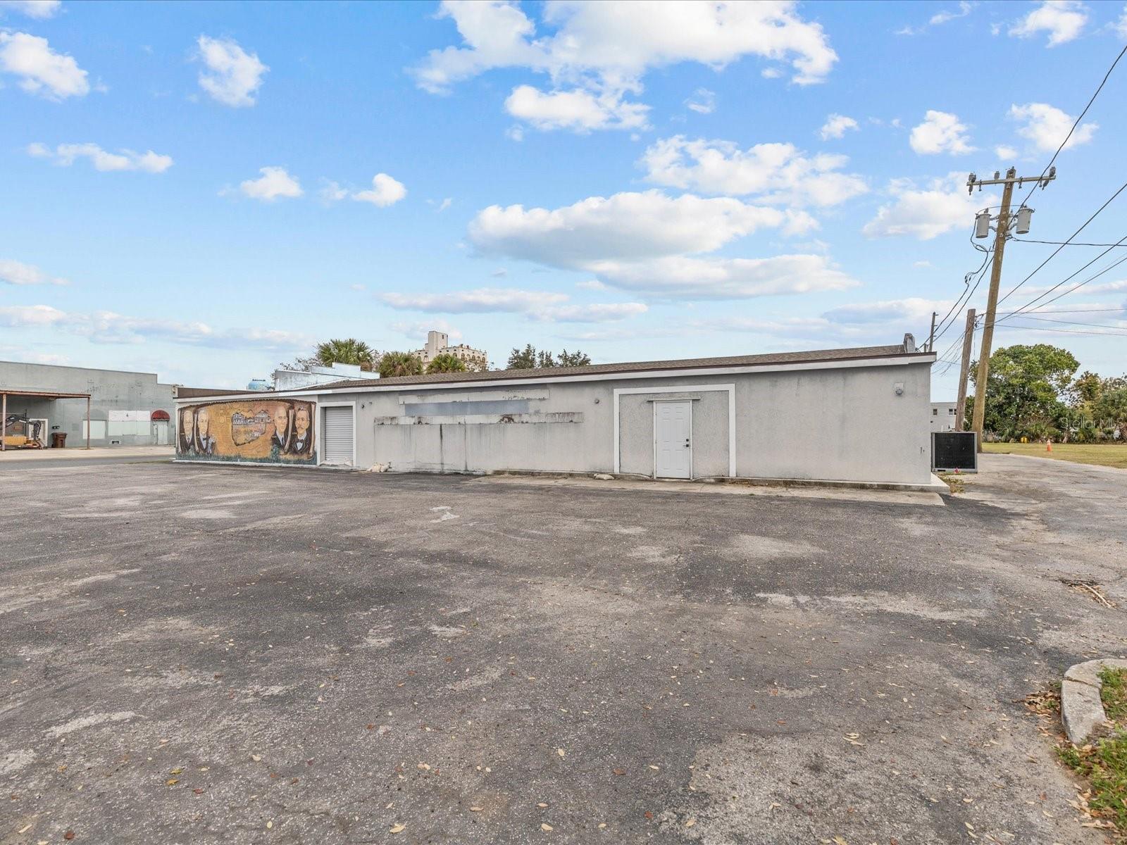 61 W Central Ave Property Photo 42