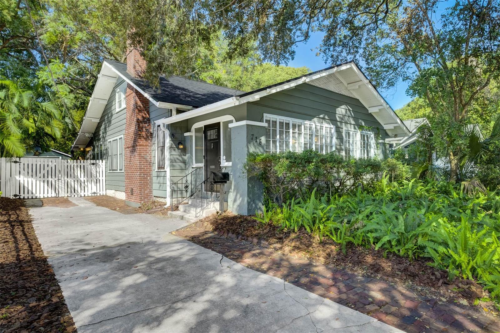 716 Seminole Ave Property Photo