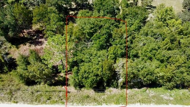 Ne 110th Ct Property Photo 2