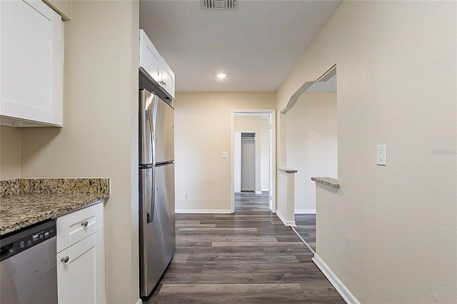 8528 Gold Ridge Cir Property Photo 7