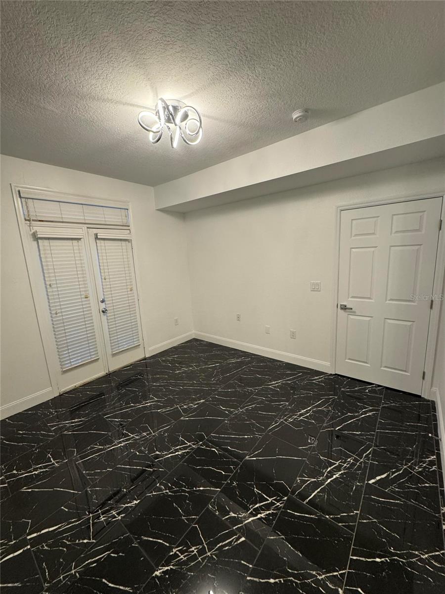 501 Knights Run Ave #2106 Property Photo 11