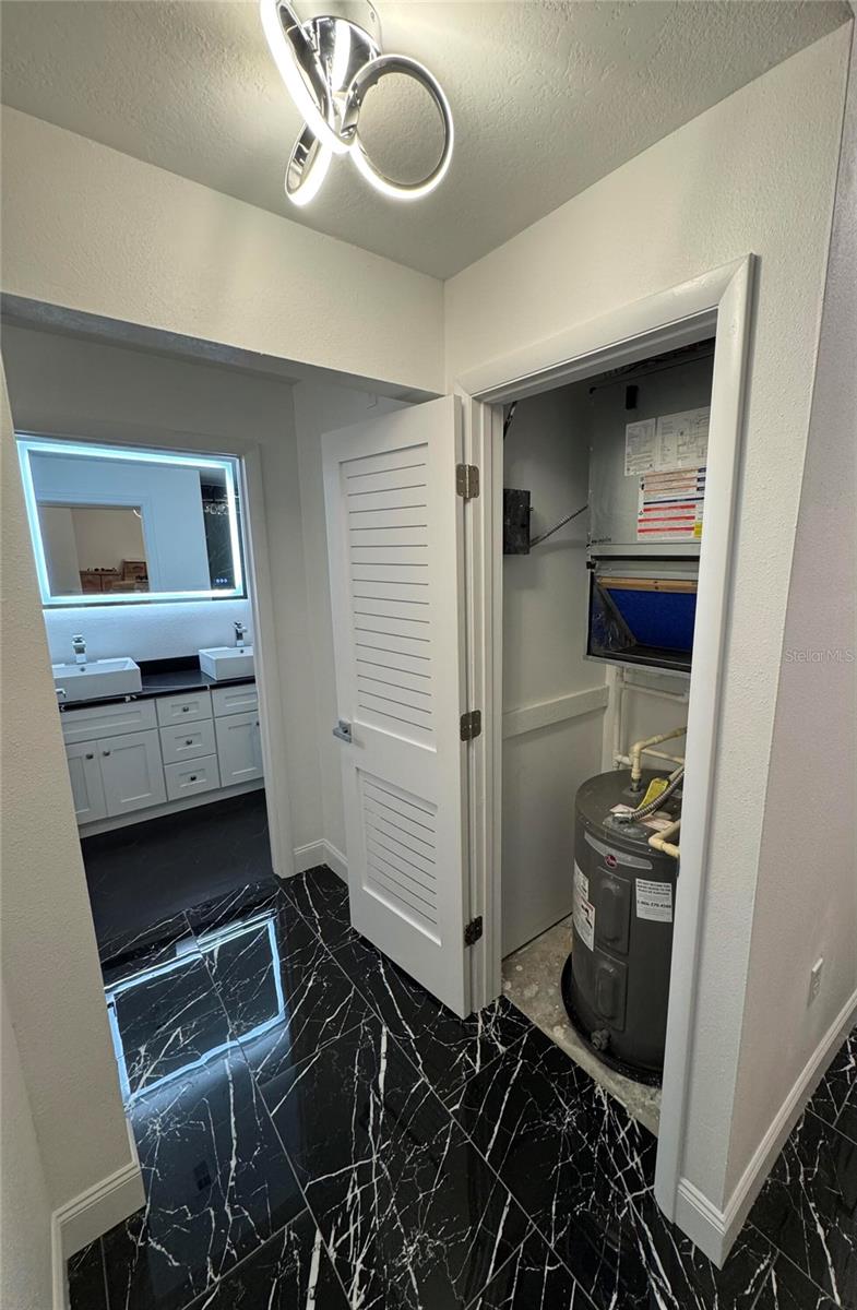 501 Knights Run Ave #2106 Property Photo 19