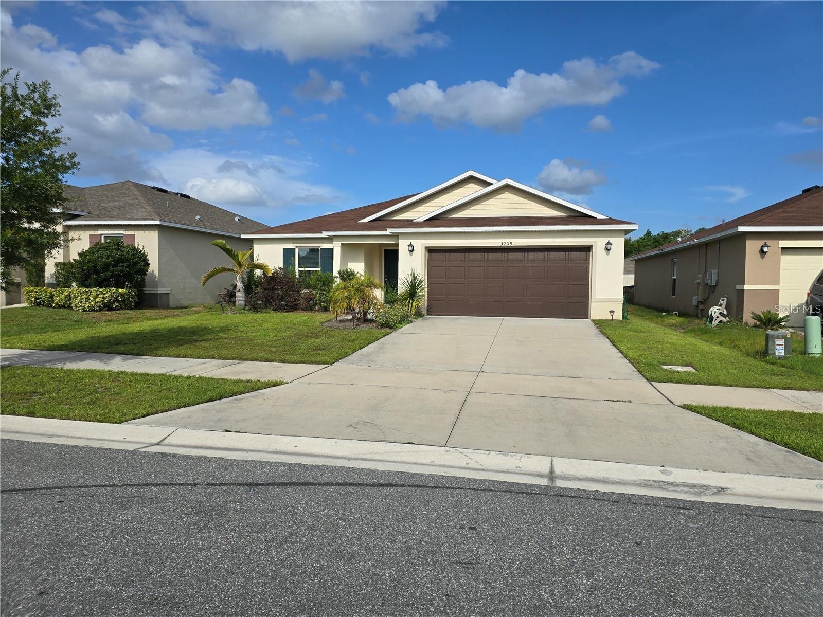 3209 Casa Del Rey Ave Property Photo