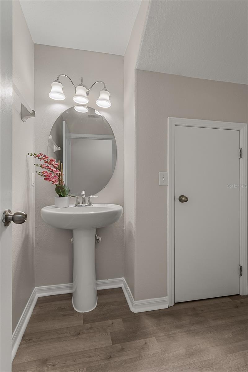 248 Carina Cir Property Photo 8