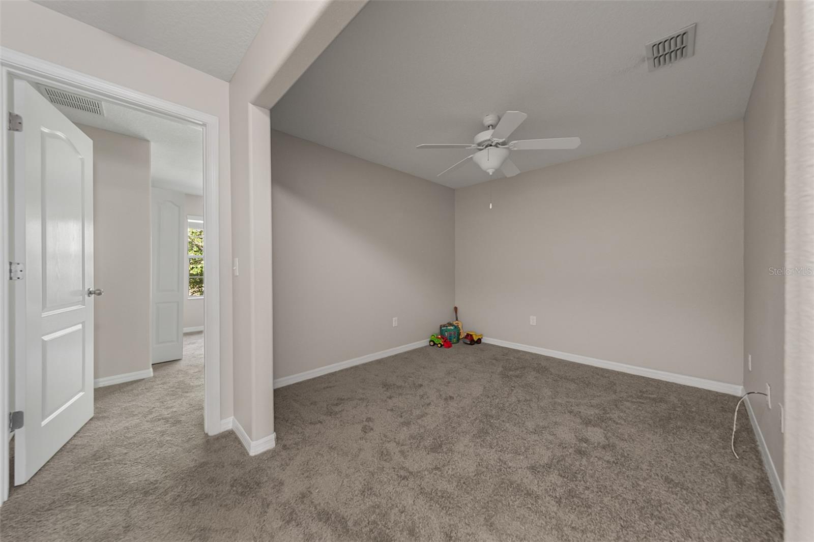 248 Carina Cir Property Photo 25