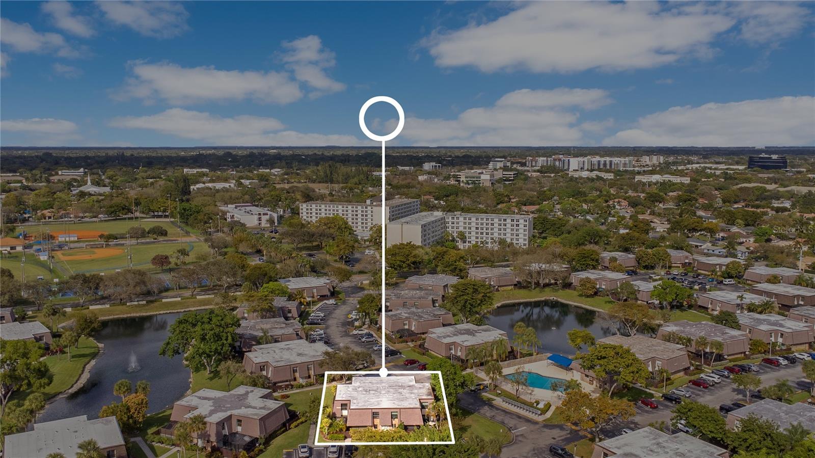 2596 Nw 99th Ave Property Photo 3