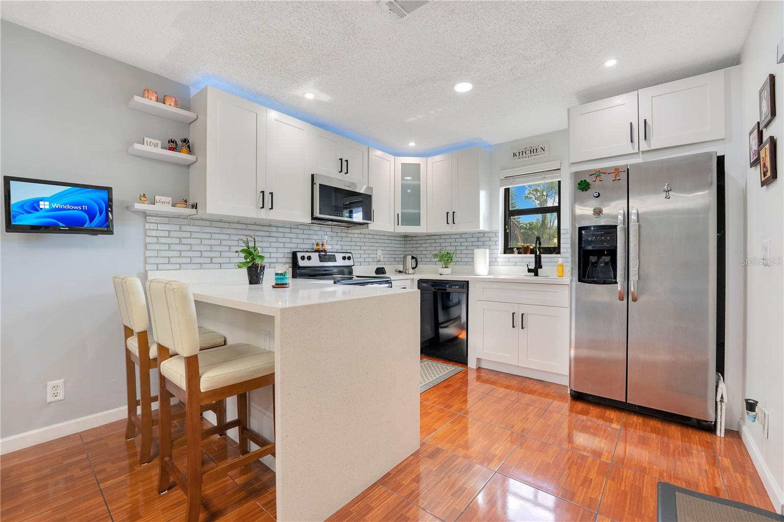 2596 Nw 99th Ave Property Photo 11