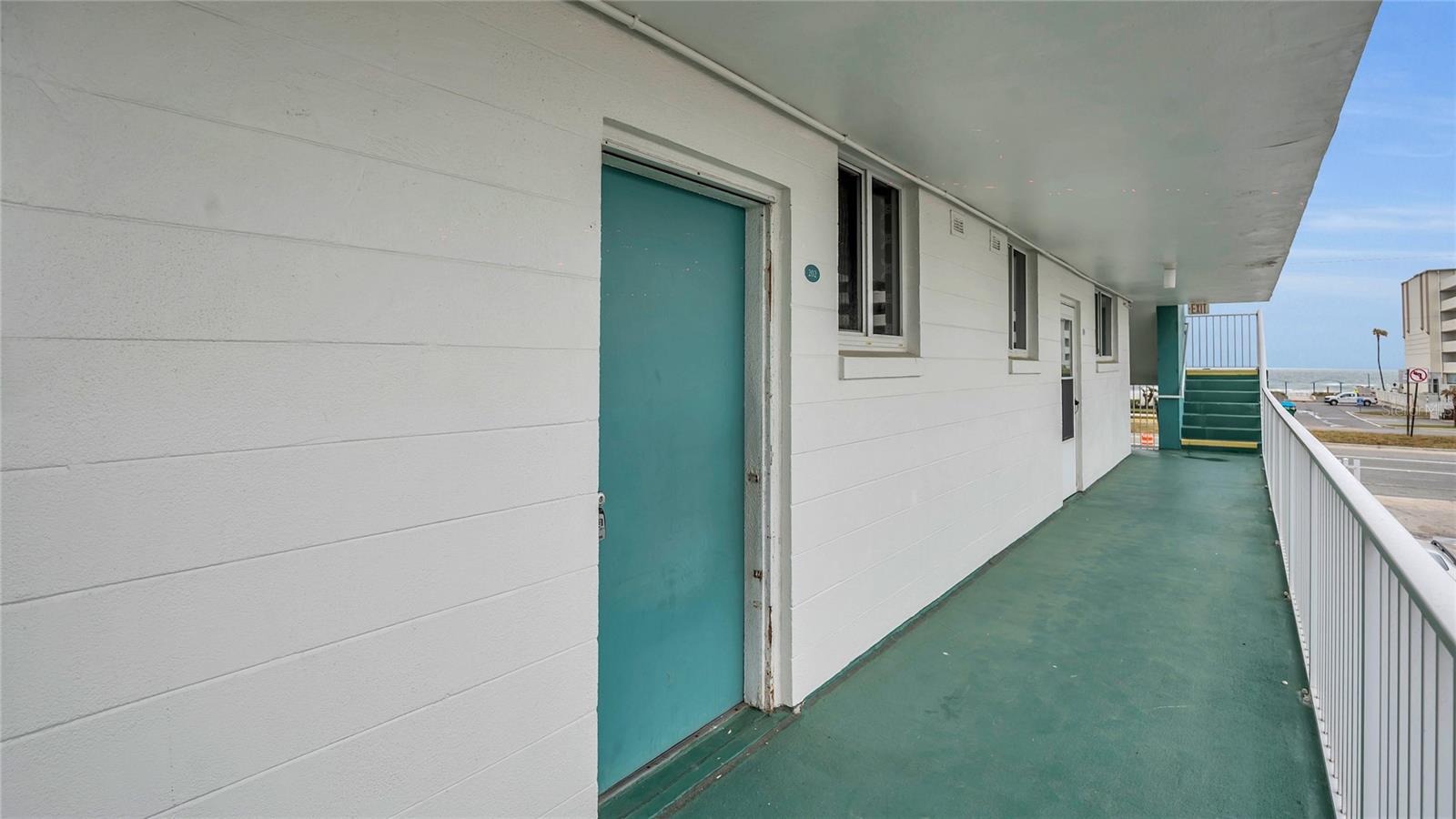 2727 N Atlantic Ave #2020 Property Photo 2