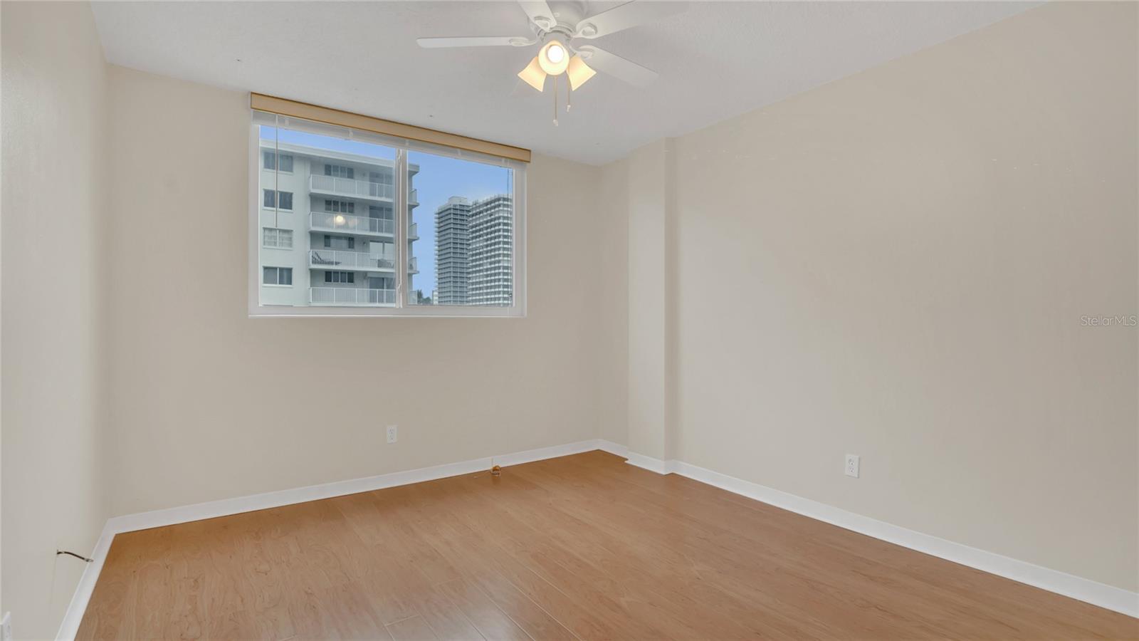 2727 N Atlantic Ave #2020 Property Photo 11