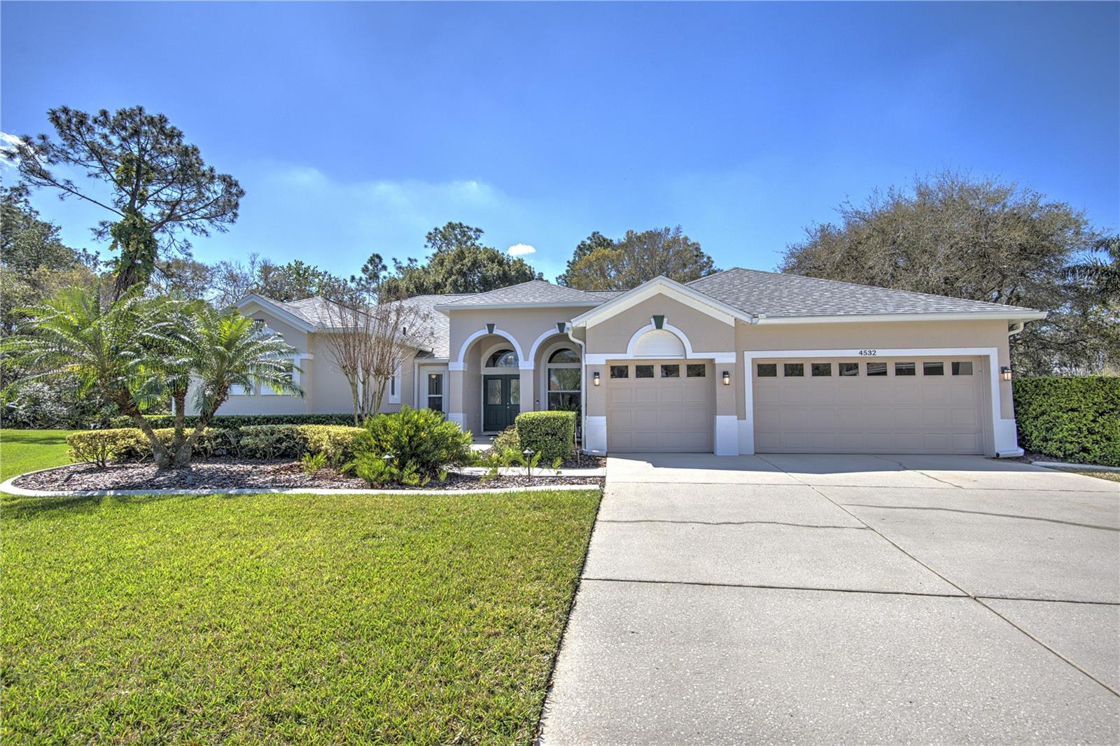 4532 Saddleworth Cir Property Photo