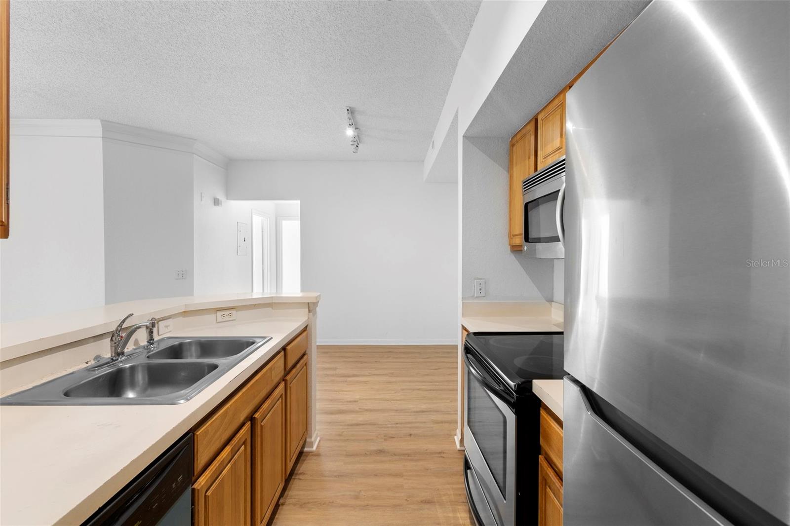 13037 Mulberry Park Dr #529 Property Photo 7