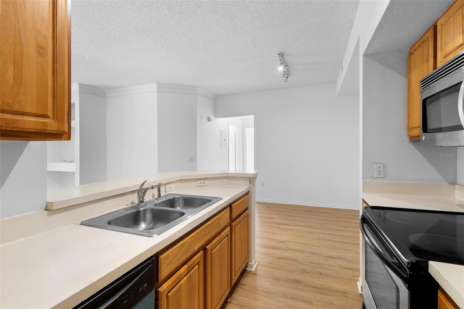 13037 Mulberry Park Dr #529 Property Photo 8