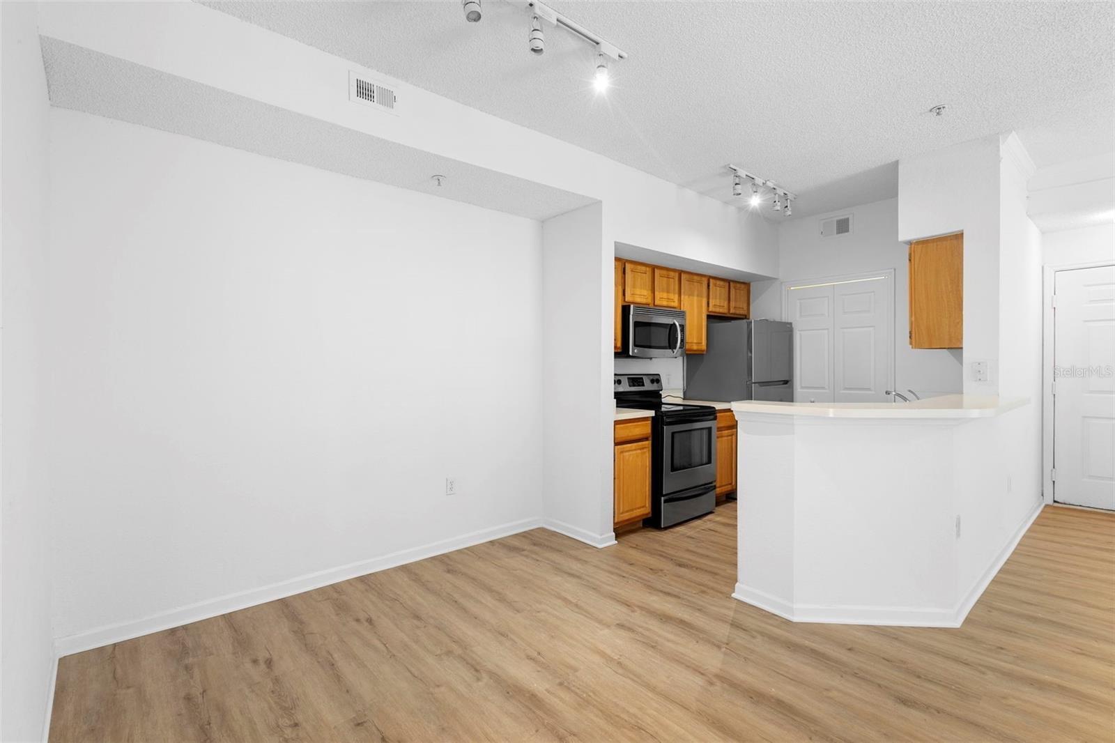 13037 Mulberry Park Dr #529 Property Photo 25