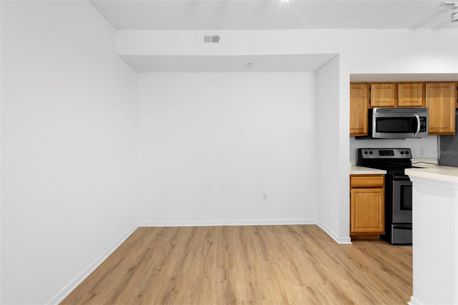 13037 Mulberry Park Dr #529 Property Photo 26